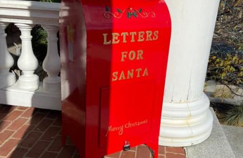 Santa Mailbox