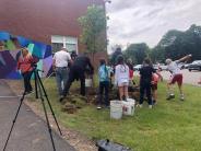 kids planting trees